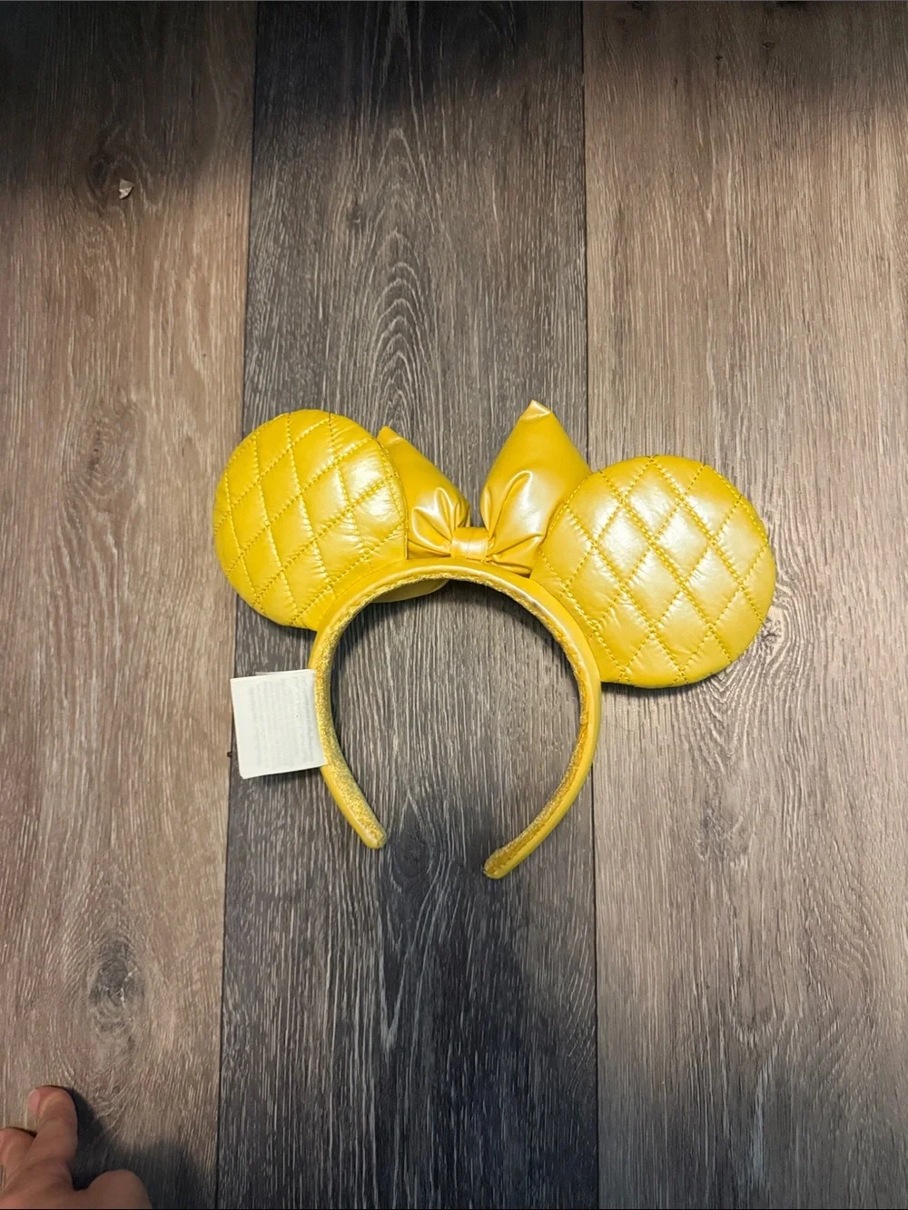 N/A cute yellow